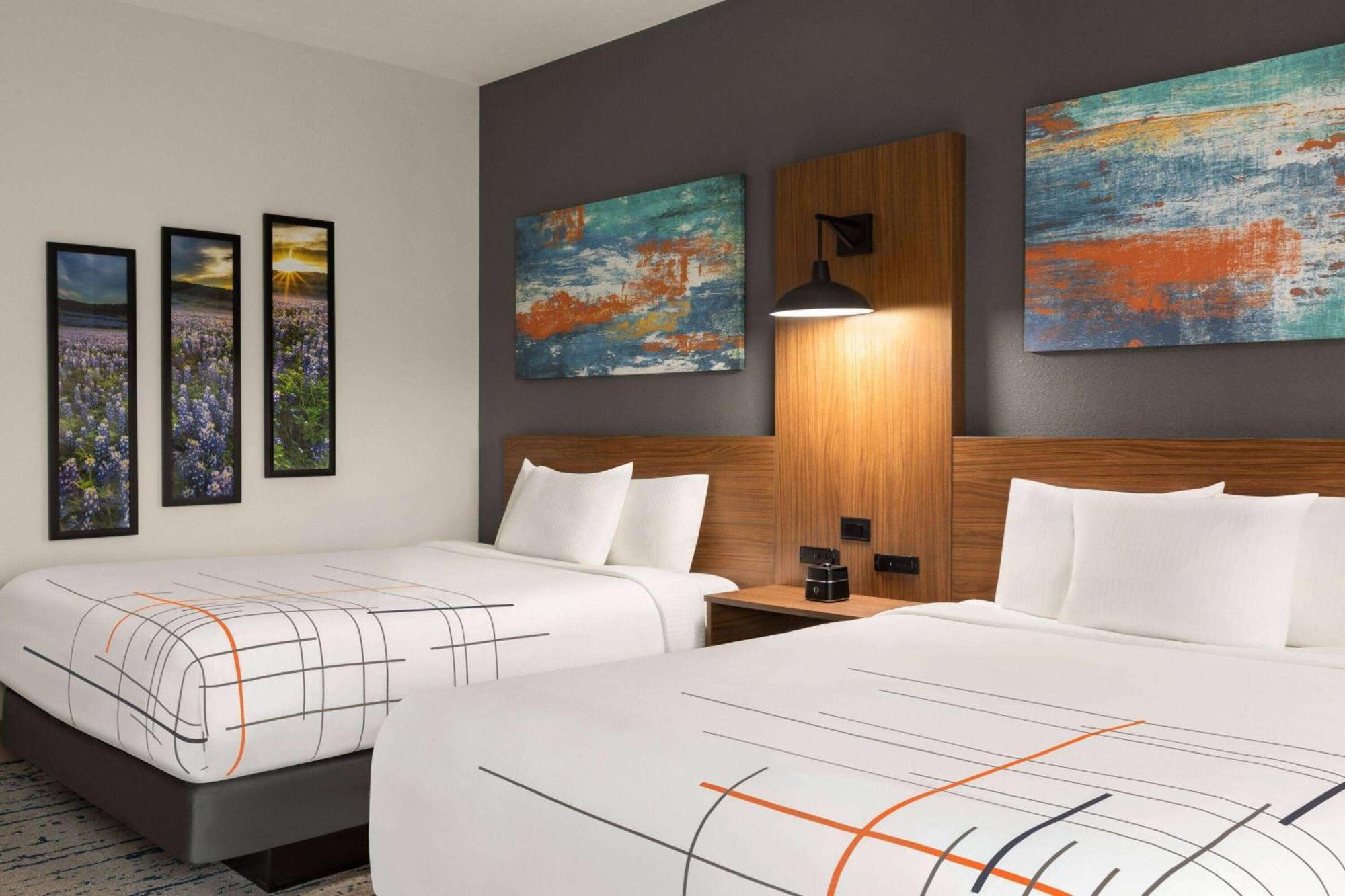 La Quinta Inn & Suites By Wyndham Austin South 外观 照片