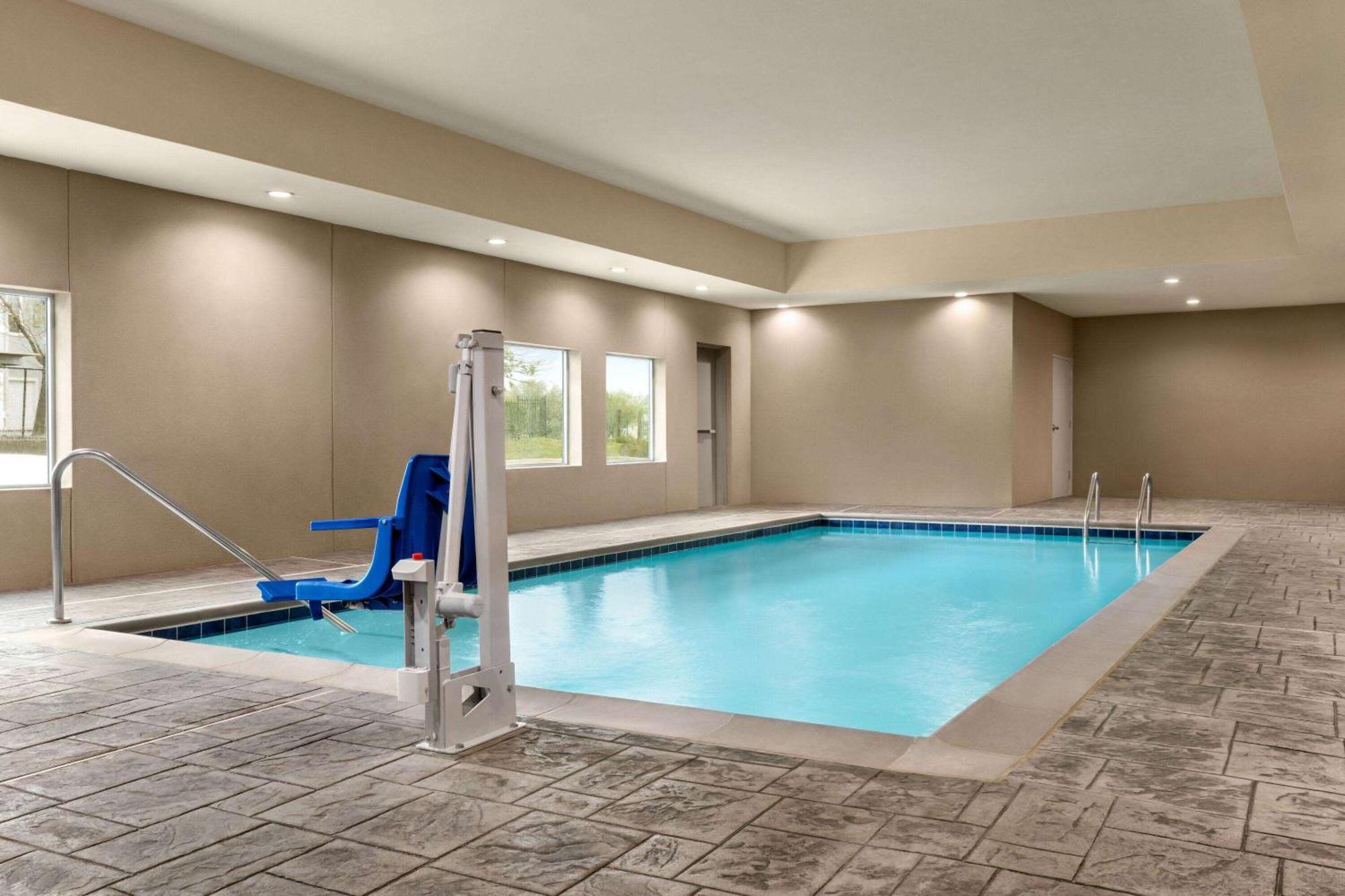 La Quinta Inn & Suites By Wyndham Austin South 外观 照片
