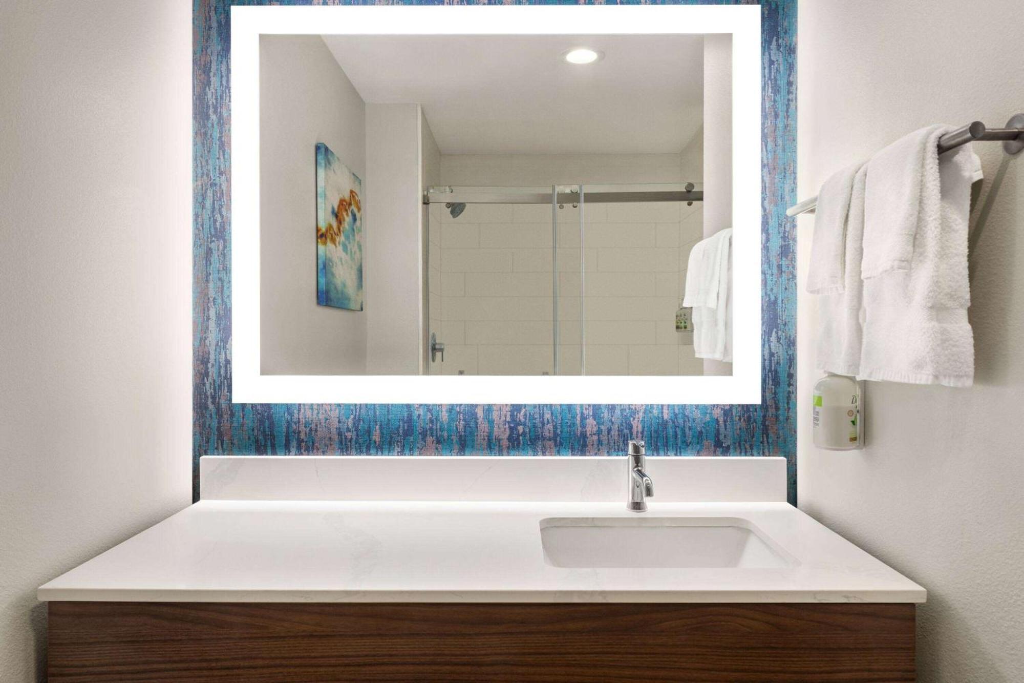 La Quinta Inn & Suites By Wyndham Austin South 外观 照片